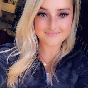 Meet your Posher, Kristen